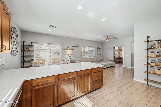 1892 E SHANNON Street, Gilbert, AZ 85295