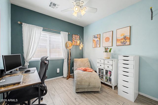 1892 E SHANNON Street, Gilbert, AZ 85295