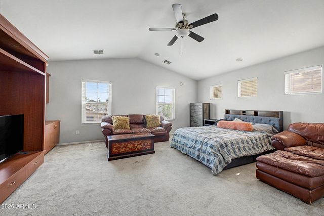 1892 E SHANNON Street, Gilbert, AZ 85295