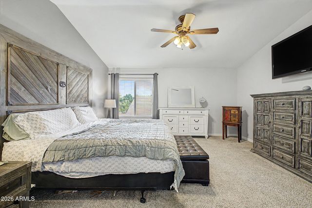 1892 E SHANNON Street, Gilbert, AZ 85295
