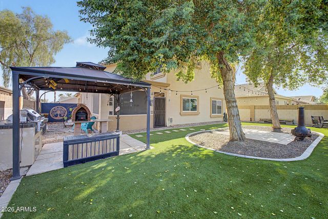 1892 E SHANNON Street, Gilbert, AZ 85295