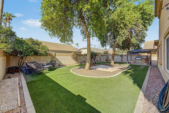 1892 E SHANNON Street, Gilbert, AZ 85295