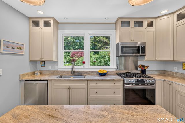 697 Noank Road, Groton, CT 06355