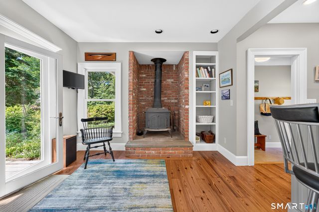 697 Noank Road, Groton, CT 06355