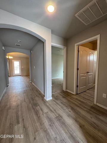 848 VILLA ALLENDE Way, El Paso, TX 79928