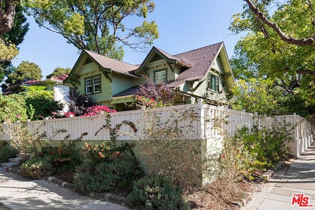2102 N Bronson Avenue, Los Angeles, CA 90068