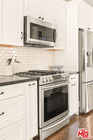 2102 N Bronson Avenue, Los Angeles, CA 90068