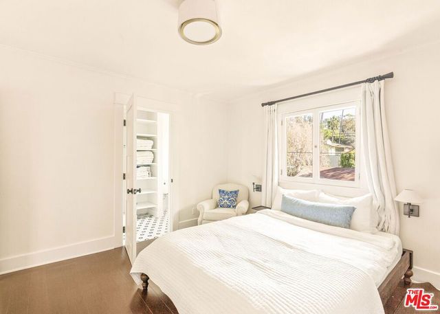 2102 N Bronson Avenue, Los Angeles, CA 90068
