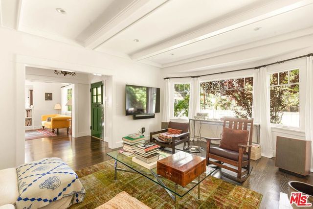 2102 N Bronson Avenue, Los Angeles, CA 90068