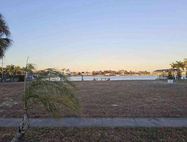 164 MORGAN LANE SE, Port Charlotte, FL 33952