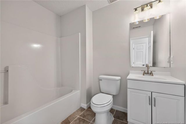 5717 Charbonneau Court, Fayetteville, NC 28304