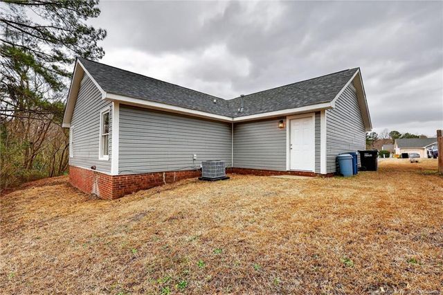 5717 Charbonneau Court, Fayetteville, NC 28304