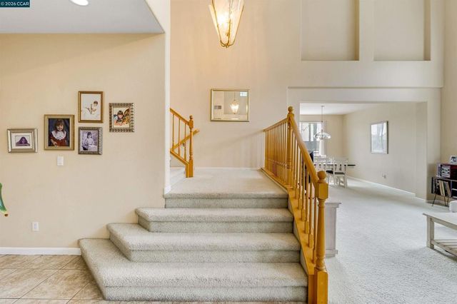 523 Whitehall Ct, Oakley, CA 94561