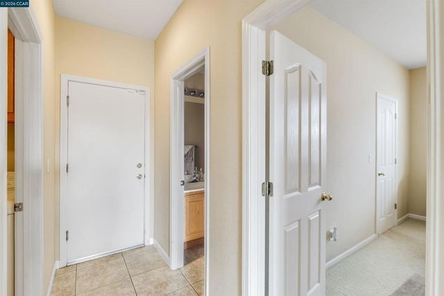 523 Whitehall Ct, Oakley, CA 94561