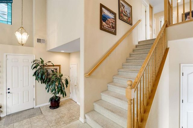 523 Whitehall Ct, Oakley, CA 94561