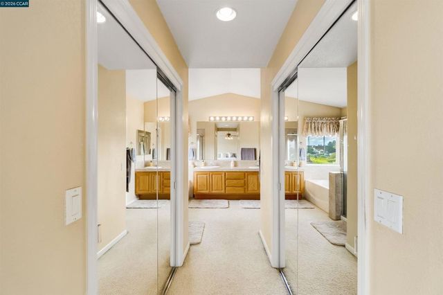 523 Whitehall Ct, Oakley, CA 94561