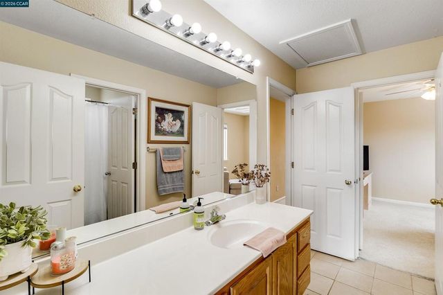 523 Whitehall Ct, Oakley, CA 94561