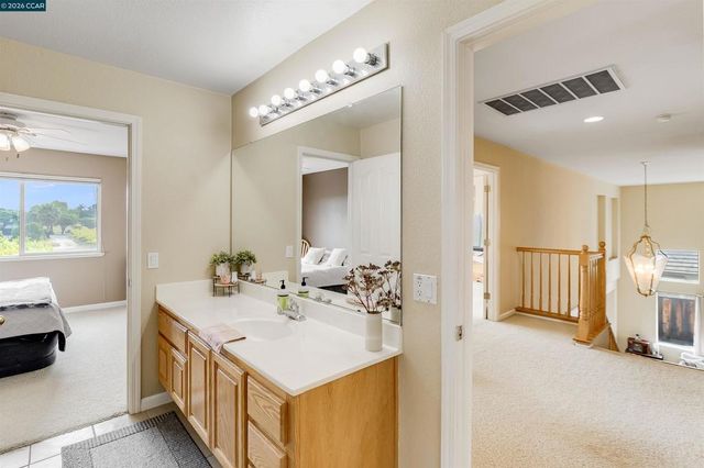 523 Whitehall Ct, Oakley, CA 94561