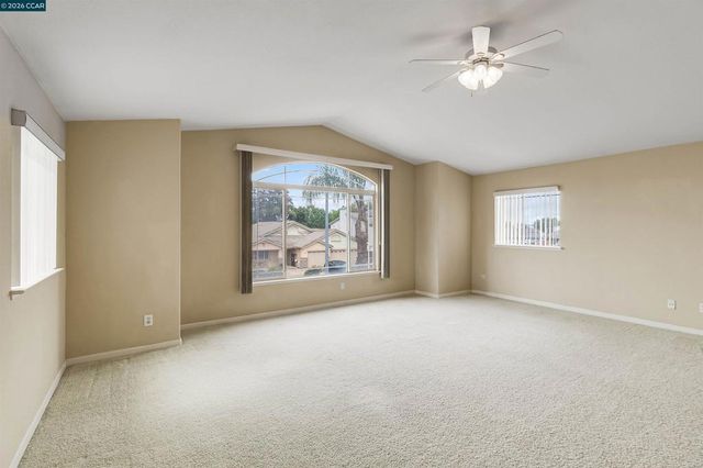 523 Whitehall Ct, Oakley, CA 94561