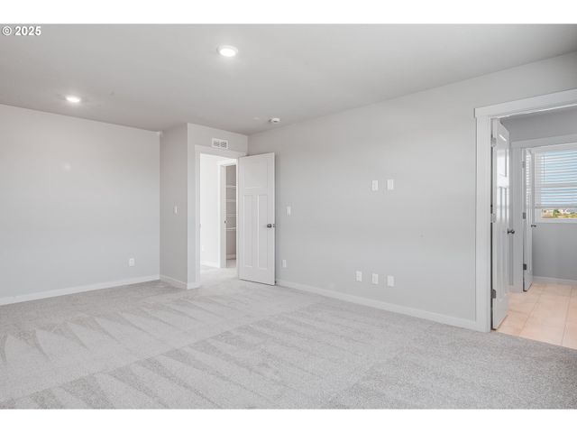 891 Legacy St, Eugene, OR 97402