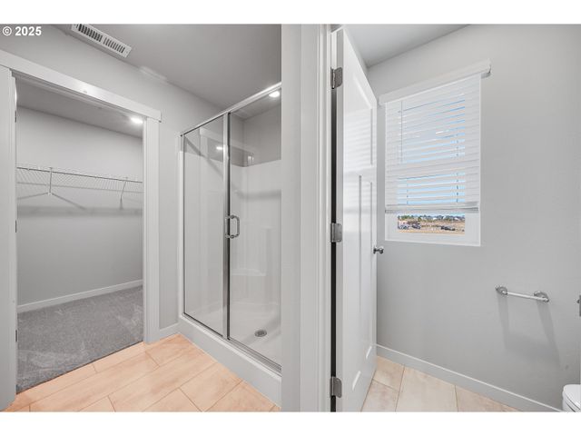 891 Legacy St, Eugene, OR 97402