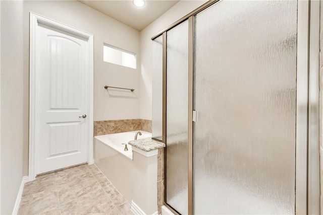 2452 Embleton Drive, Lewisville, TX 75067