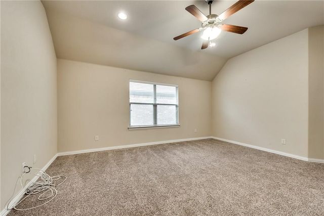 2452 Embleton Drive, Lewisville, TX 75067