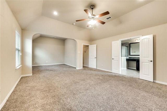 2452 Embleton Drive, Lewisville, TX 75067