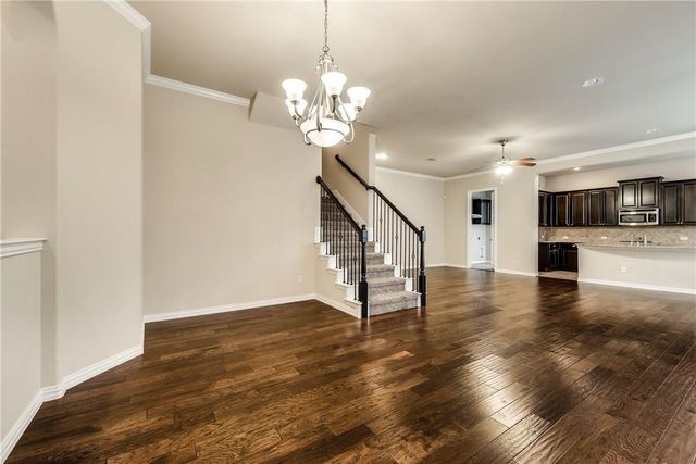 2452 Embleton Drive, Lewisville, TX 75067