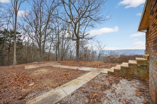 190 Adkins Lane, Trenton, GA 30752