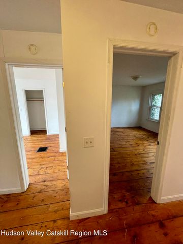 438 Carroll Street, Hudson, NY 12534