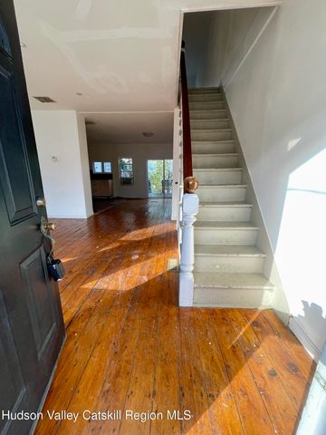 438 Carroll Street, Hudson, NY 12534