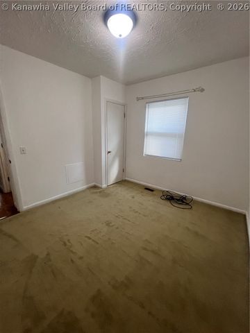403 17th Street, Dunbar, WV 25064