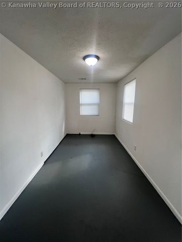 403 17th Street, Dunbar, WV 25064