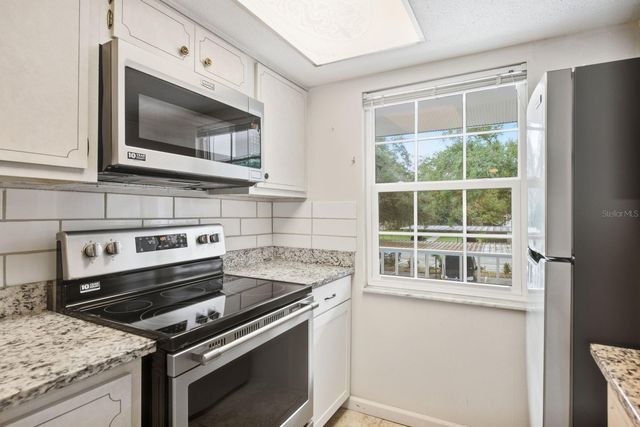 300 CLYDE LANE 209, Dunedin, FL 34698