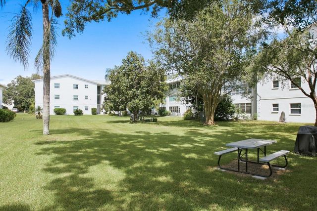 300 CLYDE LANE 209, Dunedin, FL 34698