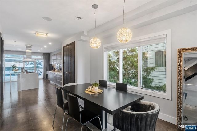 760 Undercliff, Edgewater, NJ 07020