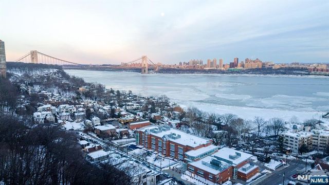 760 Undercliff, Edgewater, NJ 07020