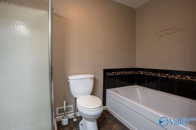 108 SE Bear Creek Road, Fort Payne, AL 35967