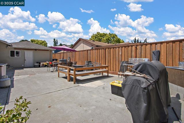 1214 Sereno Dr, Vallejo, CA 94589