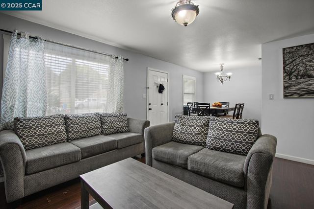 1214 Sereno Dr, Vallejo, CA 94589