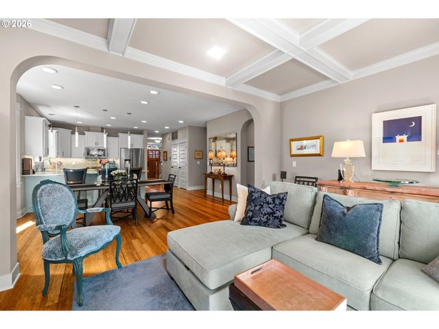 1608 Se 20TH Ave, Portland, OR 97214