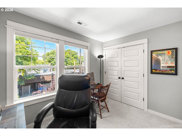 1608 Se 20TH Ave, Portland, OR 97214