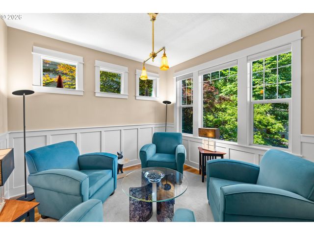 1608 Se 20TH Ave, Portland, OR 97214