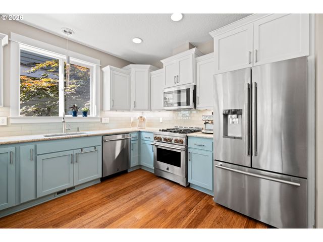 1608 Se 20TH Ave, Portland, OR 97214