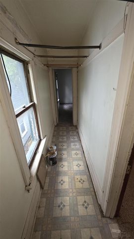 606 S Gorham Street, Jackson, MI 49203