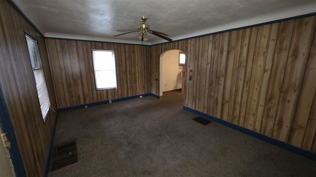 606 S Gorham Street, Jackson, MI 49203