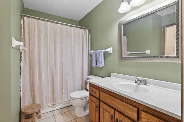 4450 Clover Lane, Eagan, MN 55122