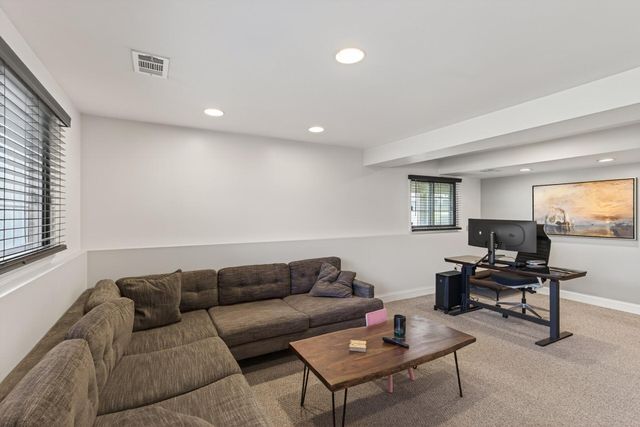 4450 Clover Lane, Eagan, MN 55122