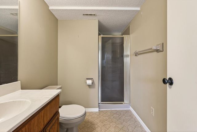 4450 Clover Lane, Eagan, MN 55122